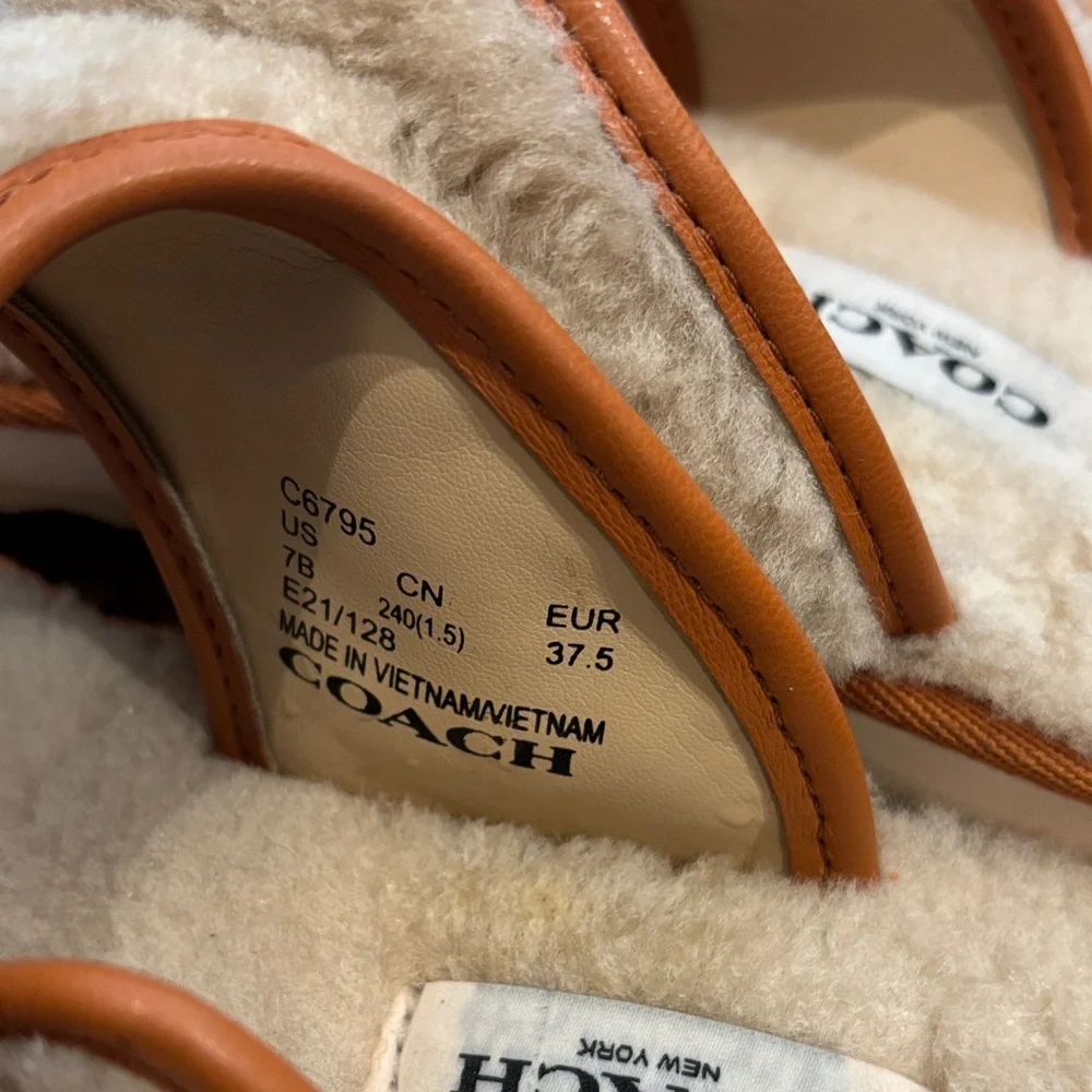 Coach Cream Sandals with Buckle Detail - Picture 4 of 5